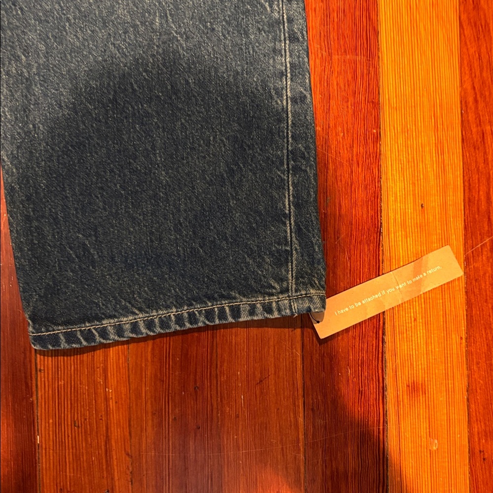 Reformation High-Rise Straight Jeans in Dark Blue Wash - Picture 8 of 11